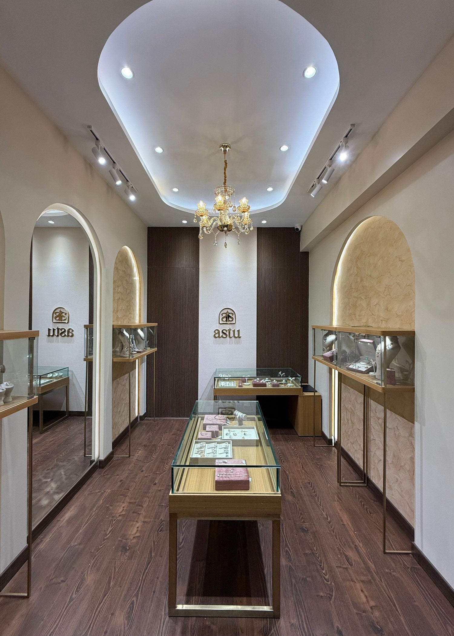 Astu – Bespoke Custom Diamond Jewellery Store in Mumbai, India