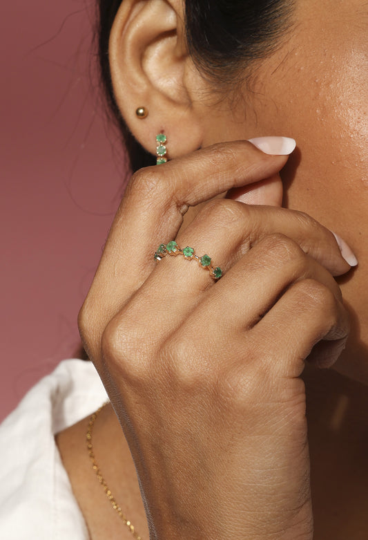 Dainty Emerald 14k gold ring
