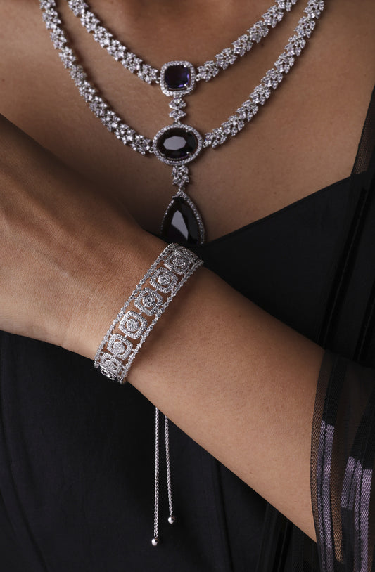 Diamond kada with adjustable chain in 14k gold